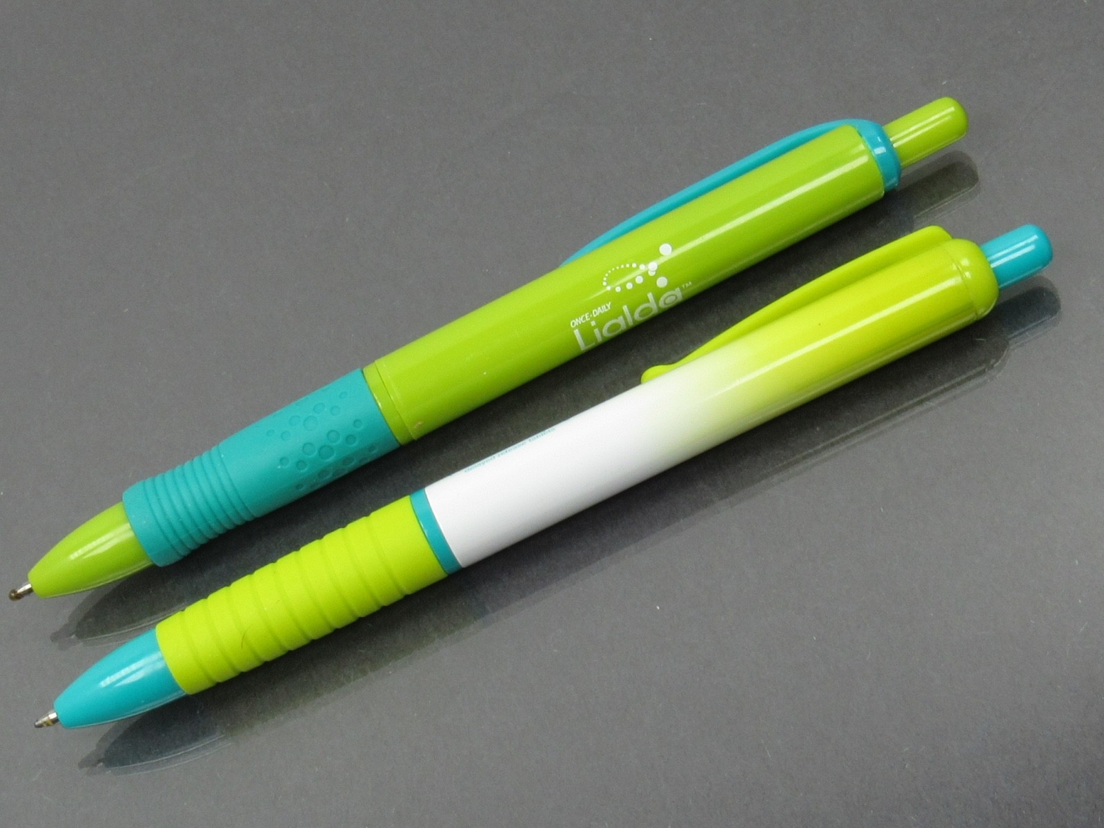Beautiful Lialda PENS Drug Rep Pharmaceutical Promo Advertising Rare Lot of 2