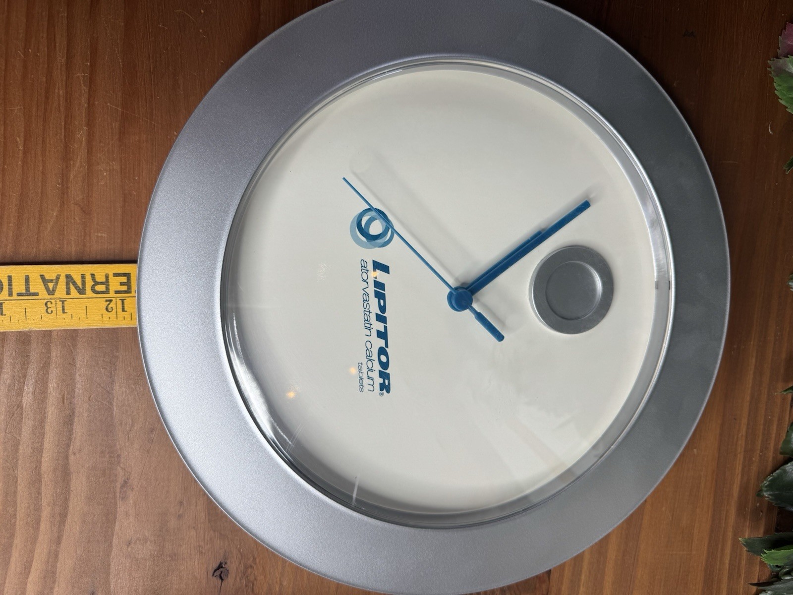 Lipitor Wall Clock Pharma Promo Atorvastatin Pfizer + Pens Drug Rep Advertising