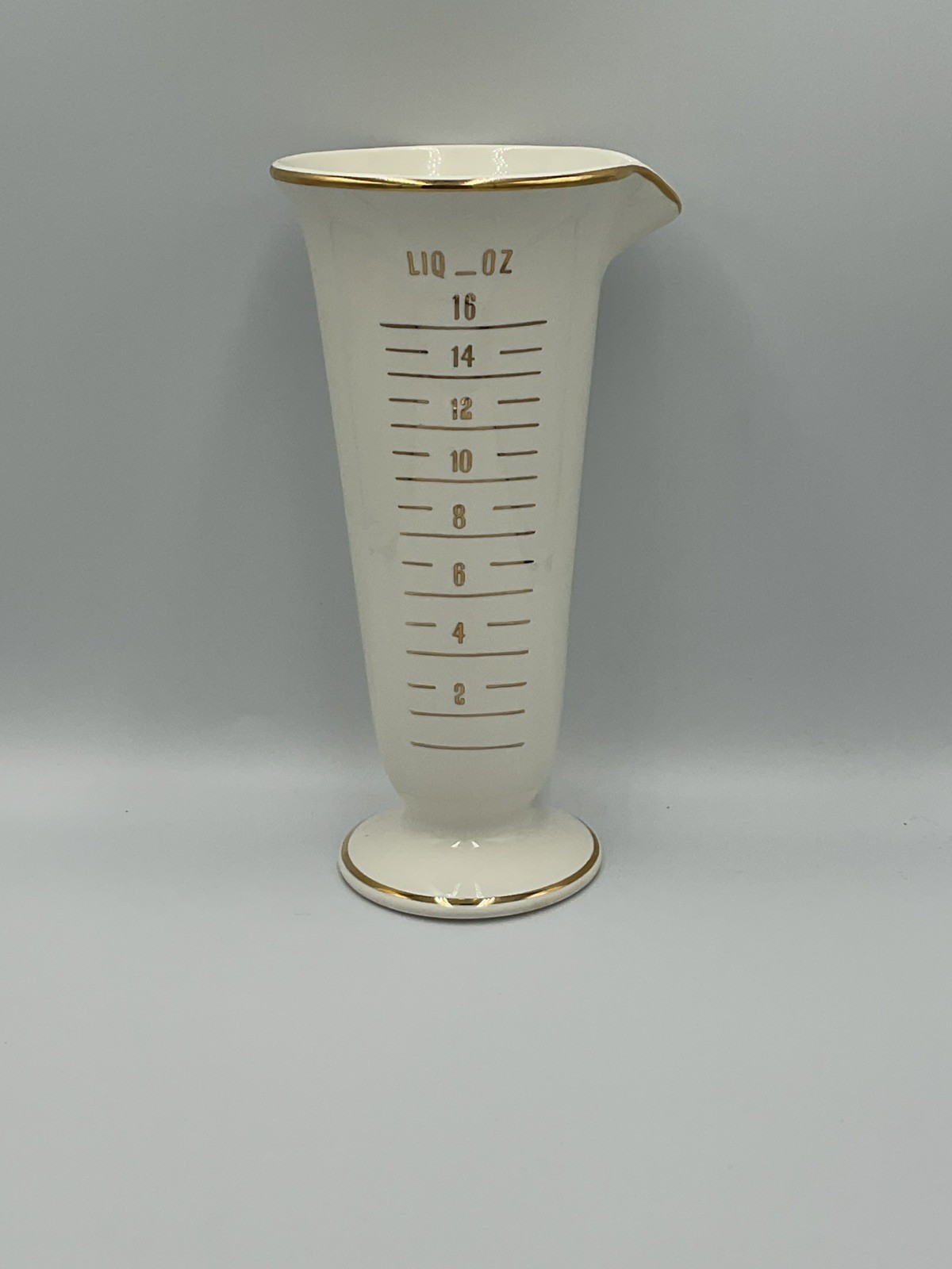 Owens Illinois RX Porcelain Drugstore Pharmacy Apothecary Measuring Beaker 9”