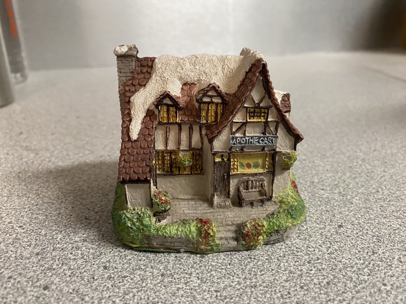 Vintage1992 Cornwall Collectors Society Bingly Apothecary Resin Pharmacy Cottage