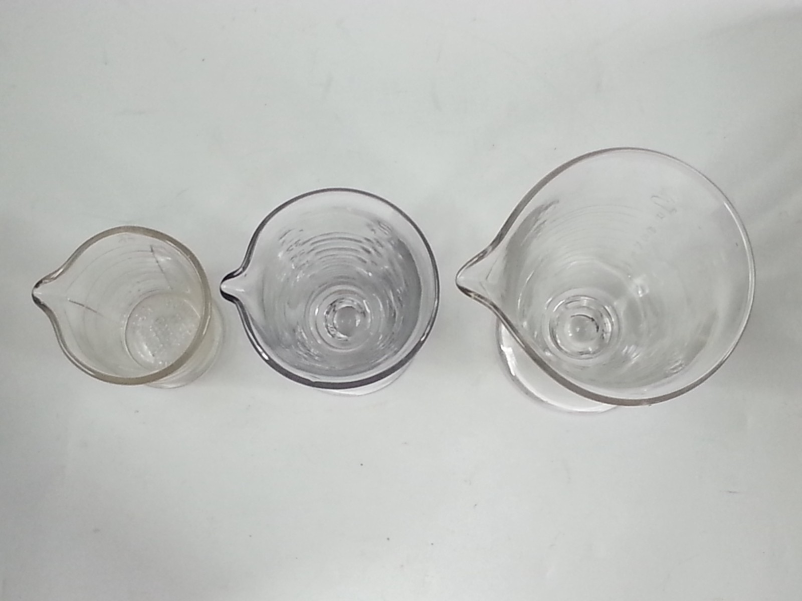 3 Piece Apothecary Clear Medical Measuring Beakers Kodak