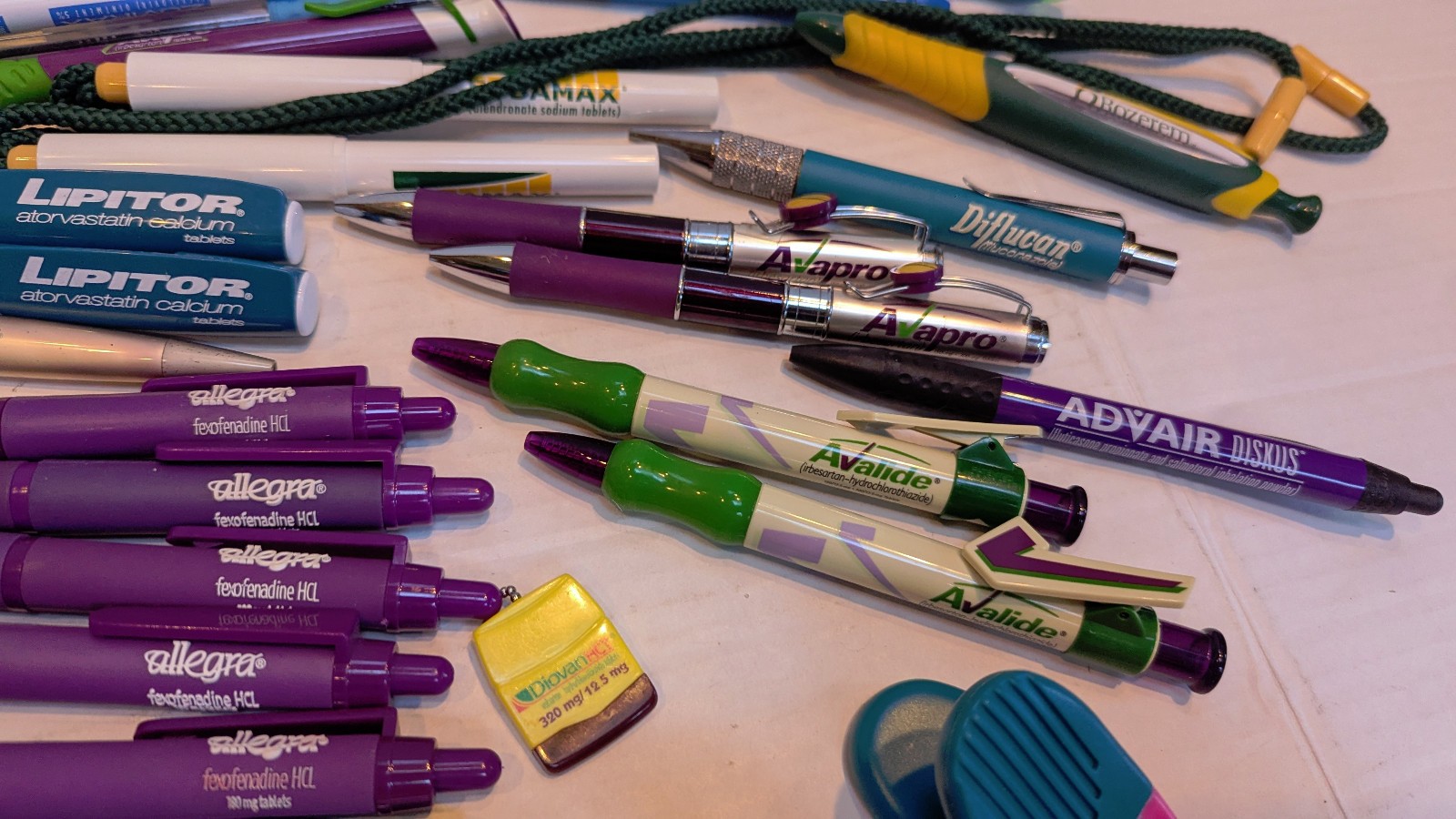 Massive Vintage Pharmaceutical Drug Rep Advertising Pen Lot Of 99 – Ambien