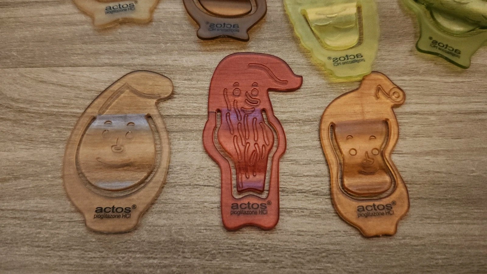 Actos Drug Rep Plastic Character Paper Clips Lot Of 7 In Plastic Case RARE!!