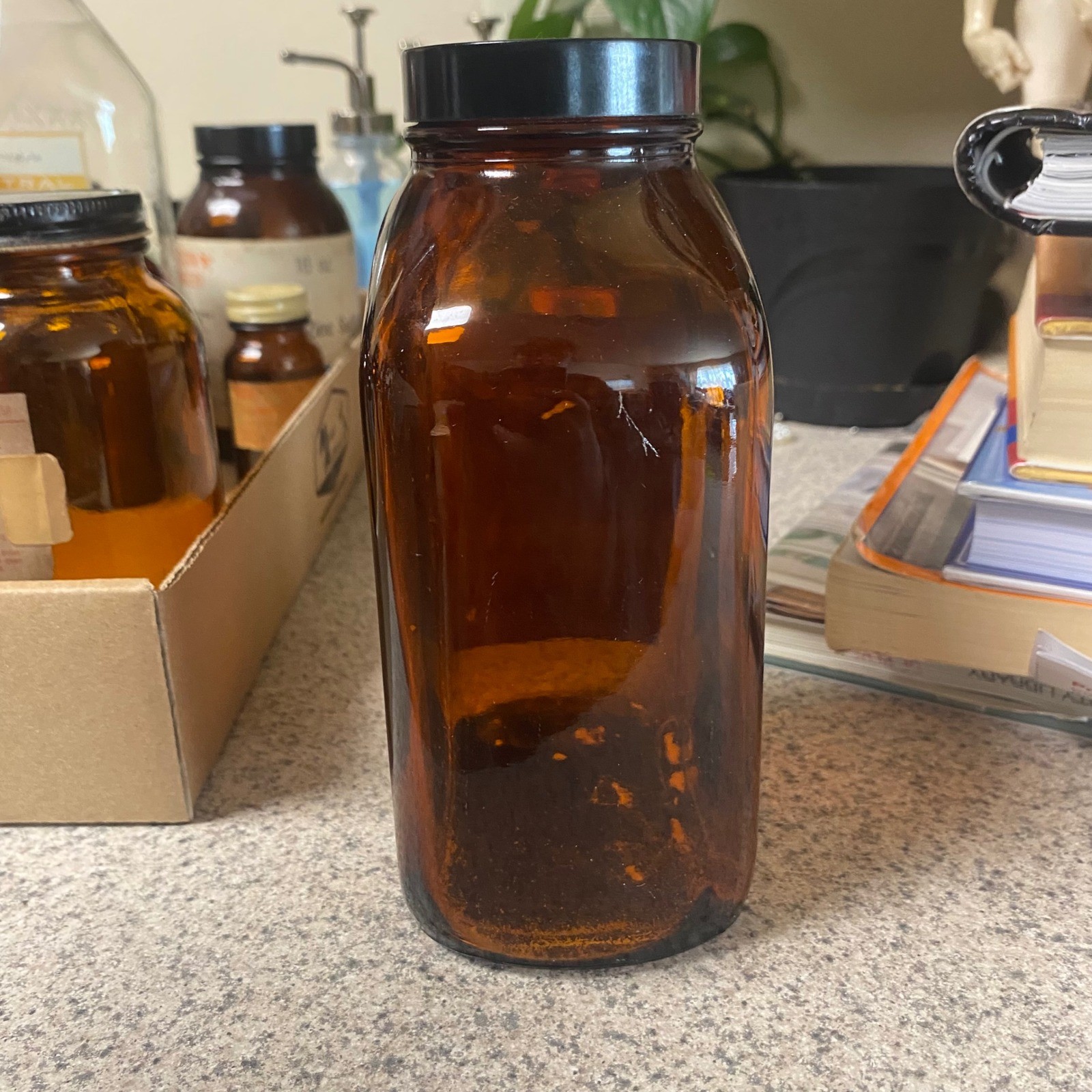 Vintage Mallinckrodt Sodium Borate Amber Glass Apothecary Bottle 1lb 1954 6.5in