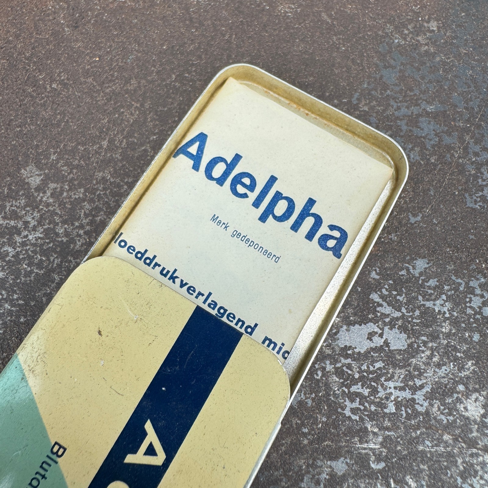 Vtg c.1960s ADELPHAN Advertising Medical Tin – GERMAN – EMTPY / NO CONTENTS