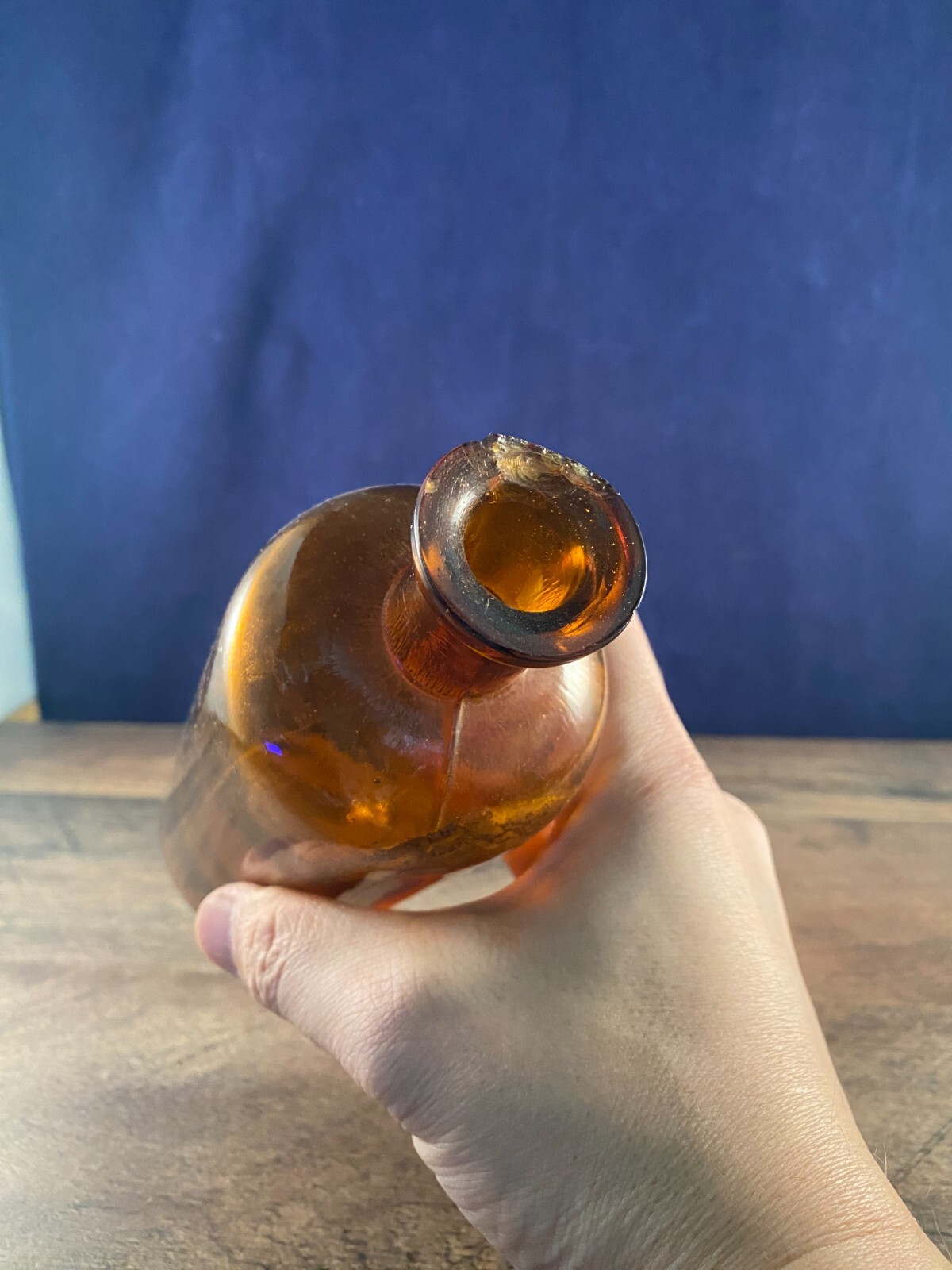 Lehn & Fink New York Brown Glass Apothecary Medical Chemical Bottle 3″Dia X 7.5″