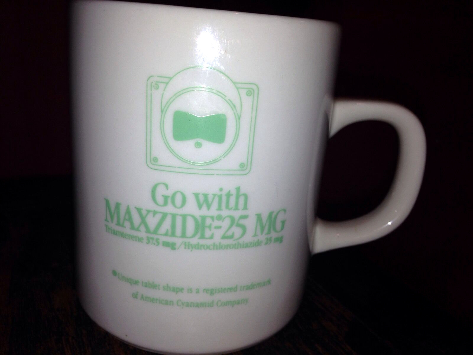 VMAXZIDE-25 1989 Mug/Cup Half Cost of Coffee pharmaceutical Cyanamid DRUG REP