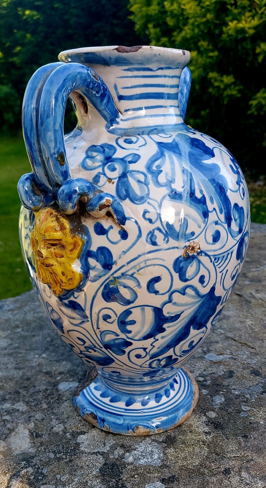 Rare Early 18th-Century Italian Savona Majolica Apothecary Pharmacy Wet Drug Jar