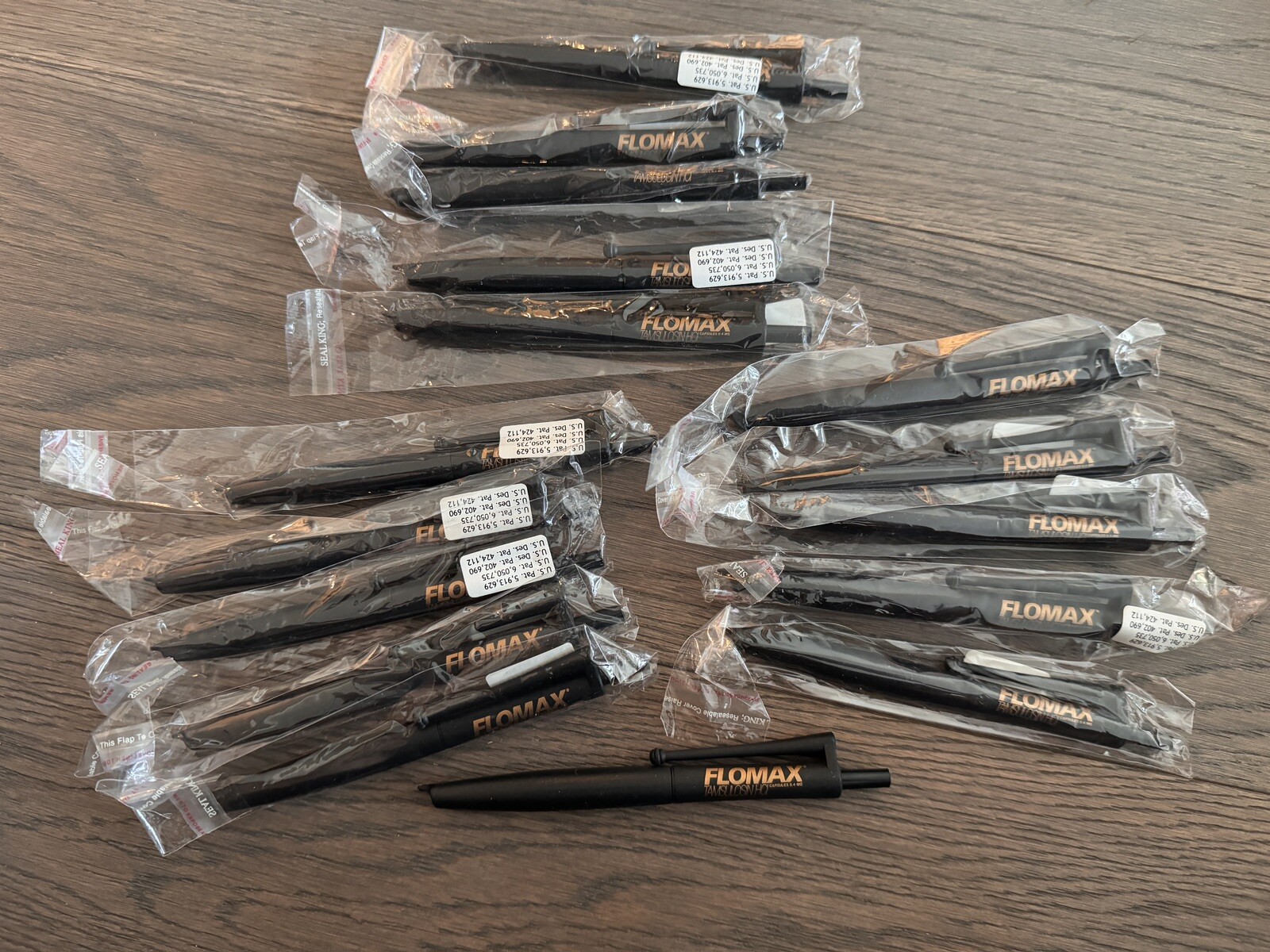 16 New Drug Rep Pen 🖊️ Flomax plastic, Black Pharmaceutical. Collectible 👀